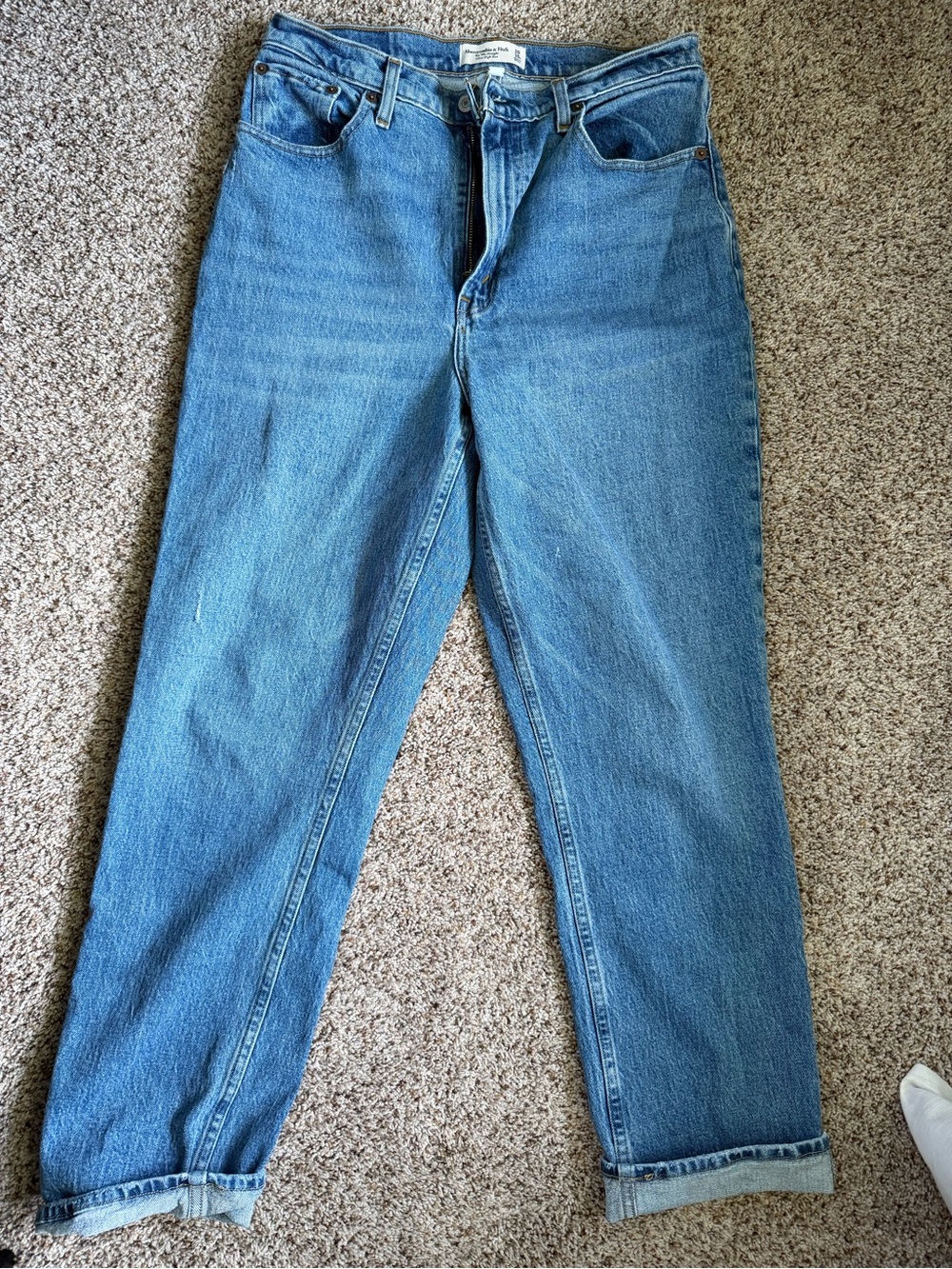 Abercrombie & Fitch High-Rise Straight Leg Jeans - Blue